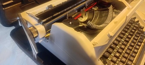 Vintage carina white manual - vintage,