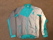 Deliveroo Mid Layer Full Zip Jacket Grey/Green In Size Medium USED