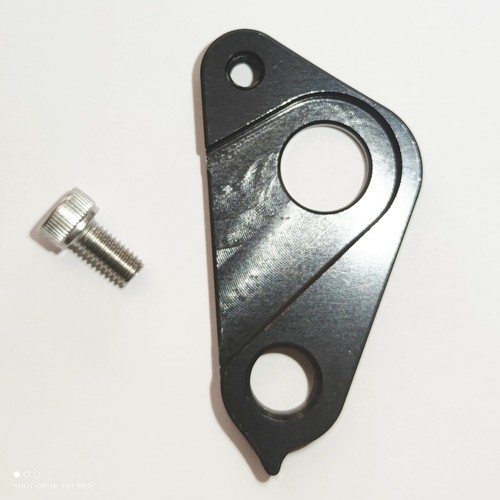 Rear derailleur gear hanger - rear,