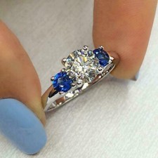 2Ct Round Cut Sapphire Diamond