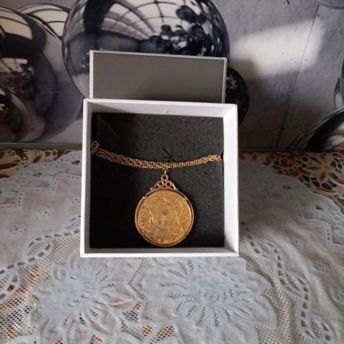 Vintage 1977 queen elizabeth - queen,