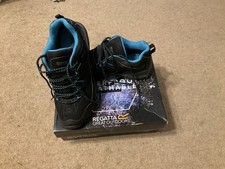 Regatta Great Outdoors Lady Holcombe Low  Waterproof Breathable Shoes Size 5