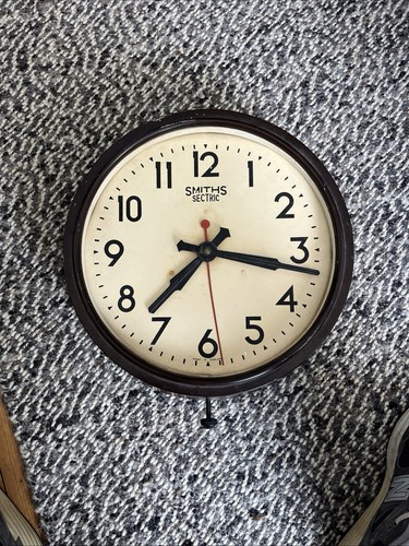 Smiths electric bakelite wall - electric,