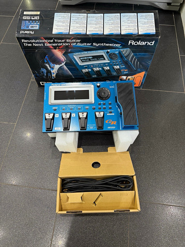 Roland digital guitar - digital,