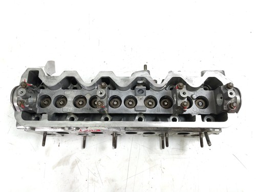Cylinder head for - , vw