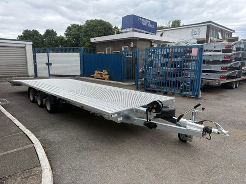 Beaver tail trailer - beaver,