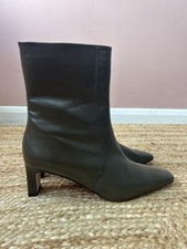 Bnwt Russell & Bromley Ankle