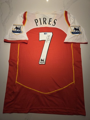 Robert pires signed - robert, arsenal