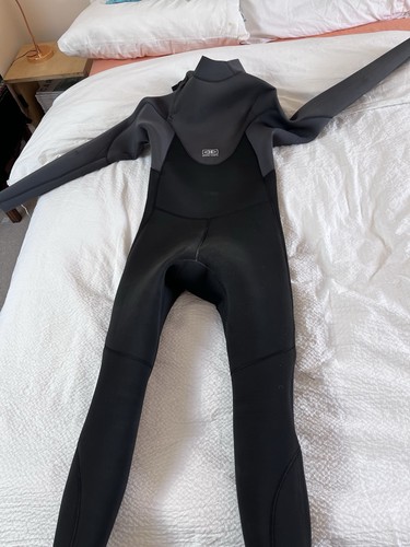 Men wetsuit size - m, 4:3