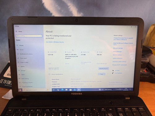 Toshiba satellite 850d - toshiba,
