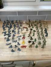 Plastic Vintage Toy Soldiers