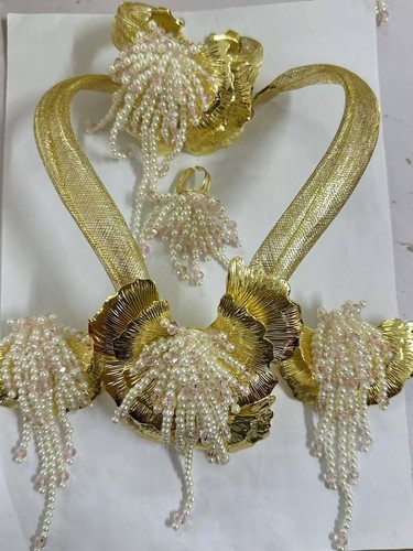 Luxury brazilian gold african - gold,