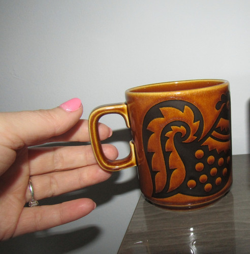 Hornsea pottery cock - hornsea, and