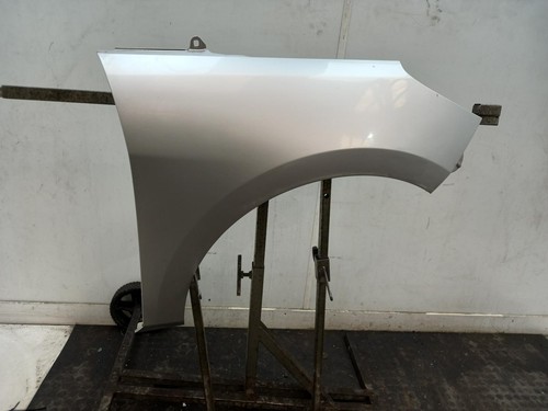 Ford fiesta right front wing - ford,
