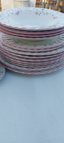 Large sets johnson brothers - large,