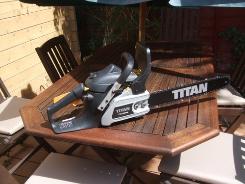 Titan ttl632 chainsaw - chainsaw,