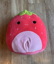 Squishmallows Scarlet the