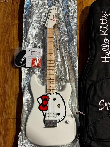 Hello kitty stratocaster - kitty,