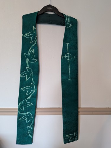 Clergy stole green with batik - with,