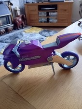 Bratz Dynamite purple