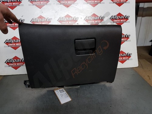 Vauxhall astra 2014 - 2014, box