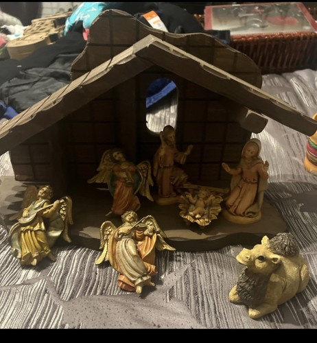 Italian nativity set - nativity, stable