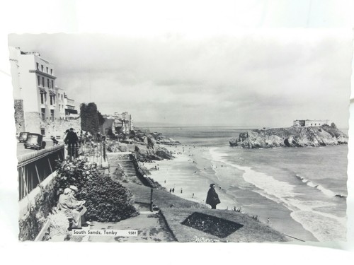 South sands tenby north - south,