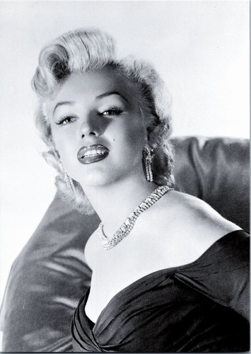 Postcard marilyn monroe - marilyn,