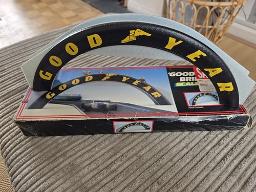 Scalextric goodyear foot - scalextric,