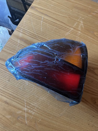 Mazda 323 rear left light - mazda,