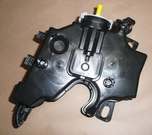 Fuel additive reservoir tank - fuel,