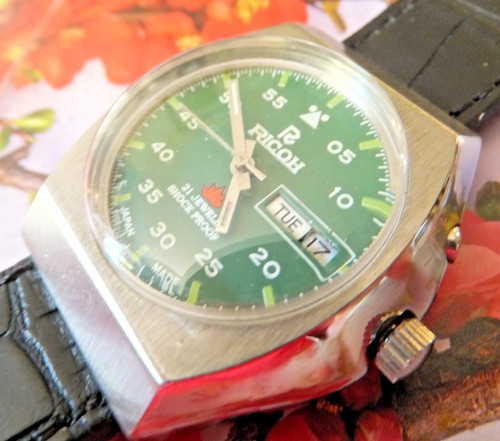 Green field watch - ,