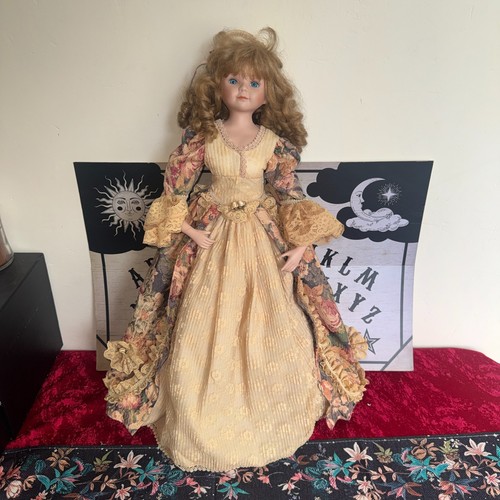 Haunted doll hillary - |, |
