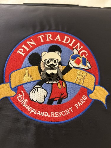 Disney pin trading - -,