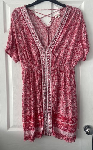 Nwot monsoon red beach cover - nwot,