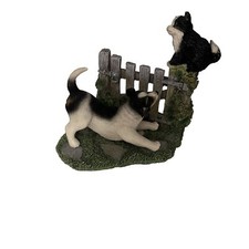 Leonardo Collection- Countryside Friends 1997 Cat and Dog Ornament.