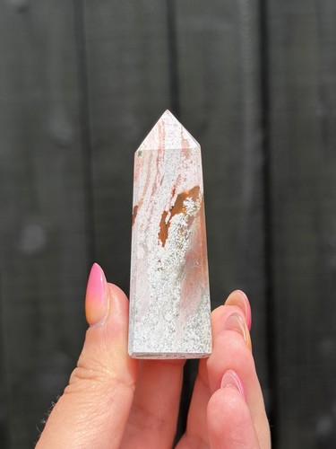 Unicorn jasper tower - jasper, point