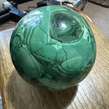 2.7kg, 11cms FUERLI Gemstone