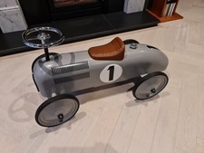 Goki Classic Ride-on Racer A Vintage-style Metal Ride-on Car for Kids