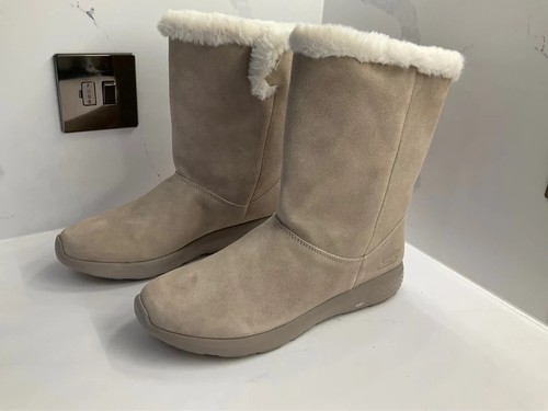 Skechers taupe goga mat fur