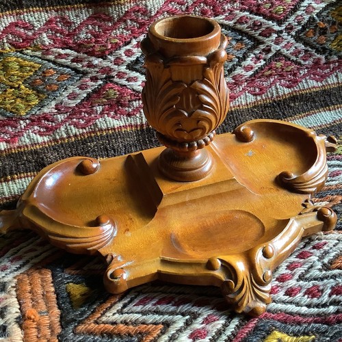 Antique baroque style black - style,