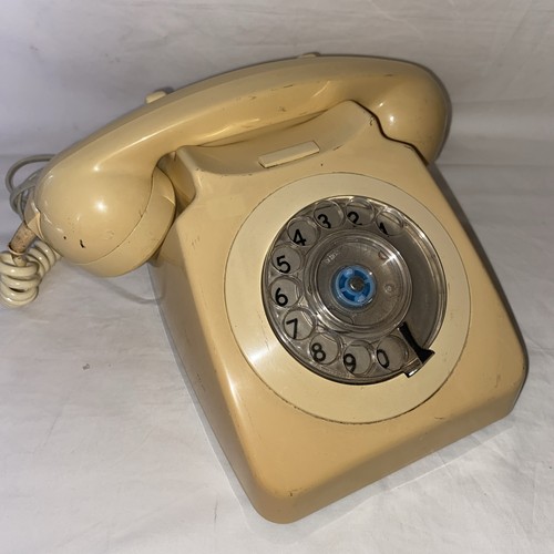 Retro rotary dial telephone - retro, bt