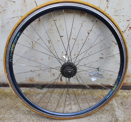 Rear clincher wheel nth - clincher,