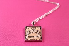 FUNKY OUIJA BOARD NECKLACE CUTE KITSCH GOTH MAGIC SPIRIT UNIQUE DARK VINTAGE