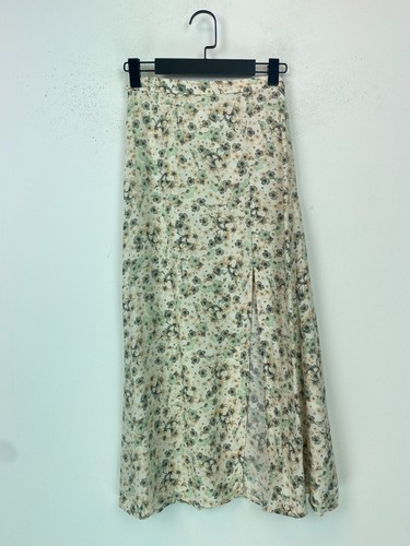 Cream green floral - h&m, line