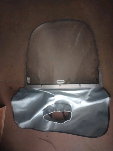 Vintage windshield for scooter