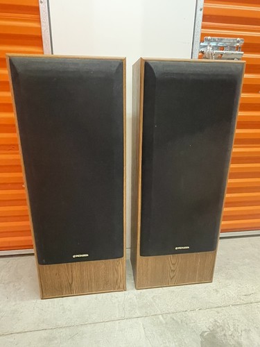 Pair vtg pioneer - pair,