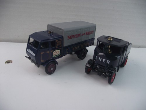Two lledo sentinel steam - two,