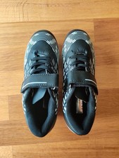 VOCNTVY Kids Football Boots Boys Soccer Cleats Shoes Girls Outdoor Athltics 