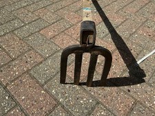Garden Hoe with Long Handle
